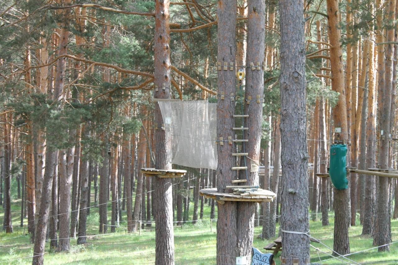 Hostal Rural Luna Y Hostal Rural Lunaposada Канделеда Екстер'єр фото